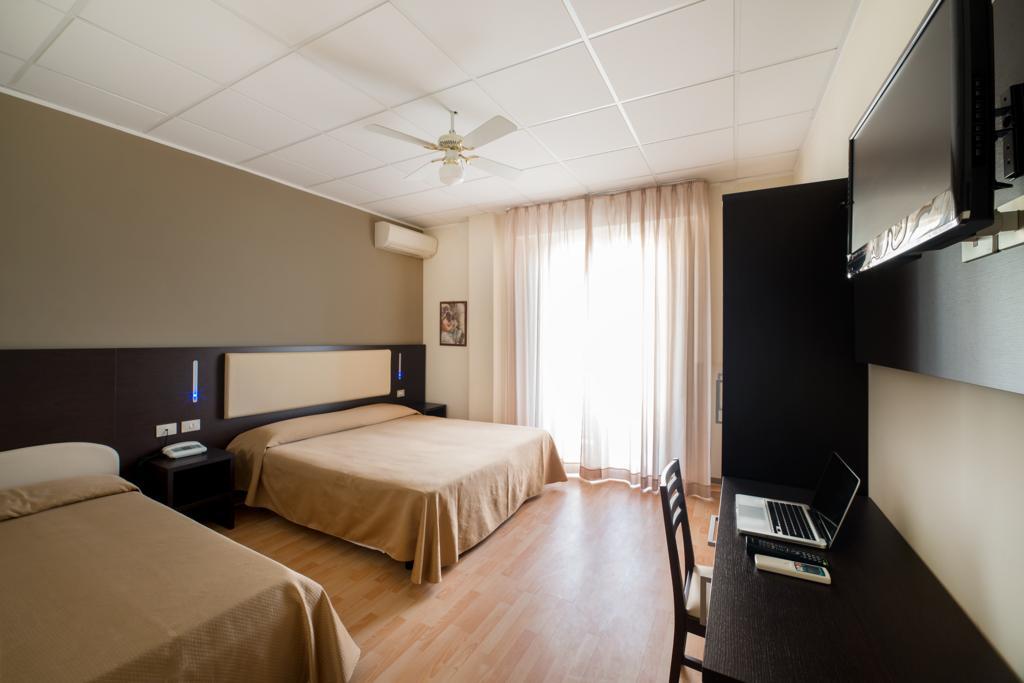 Hotel Belsoggiorno Cattolica Pokoj fotografie